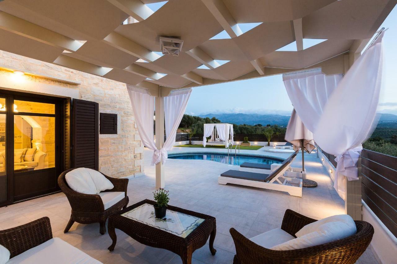 Caramel Villa, With 40M2 Pool & Spa Whirlpool, By Thinkvilla Pánormos 外观 照片